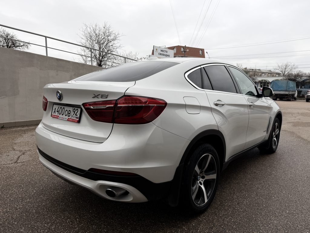 BMW X6